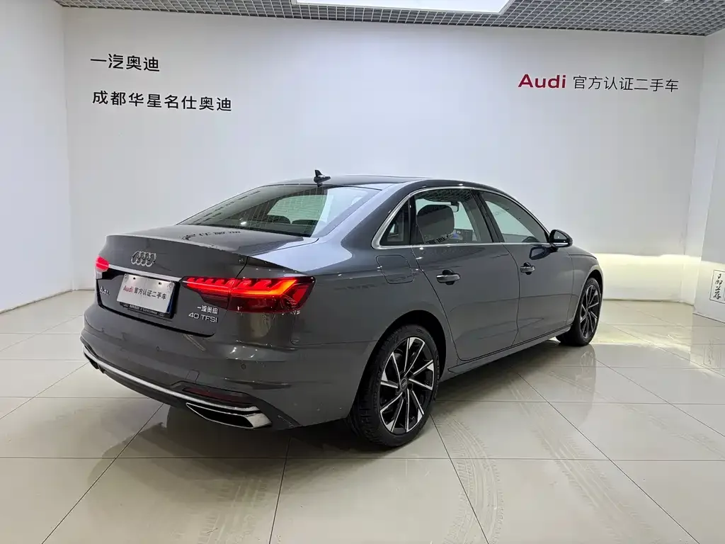Audi A4L — фото 5