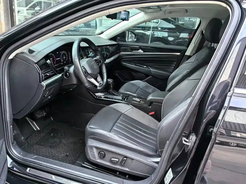 Volkswagen Passat — фото 7