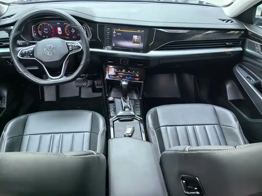 Volkswagen Passat — фото 4