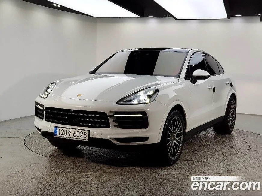 Porsche Cayenne — фото 1