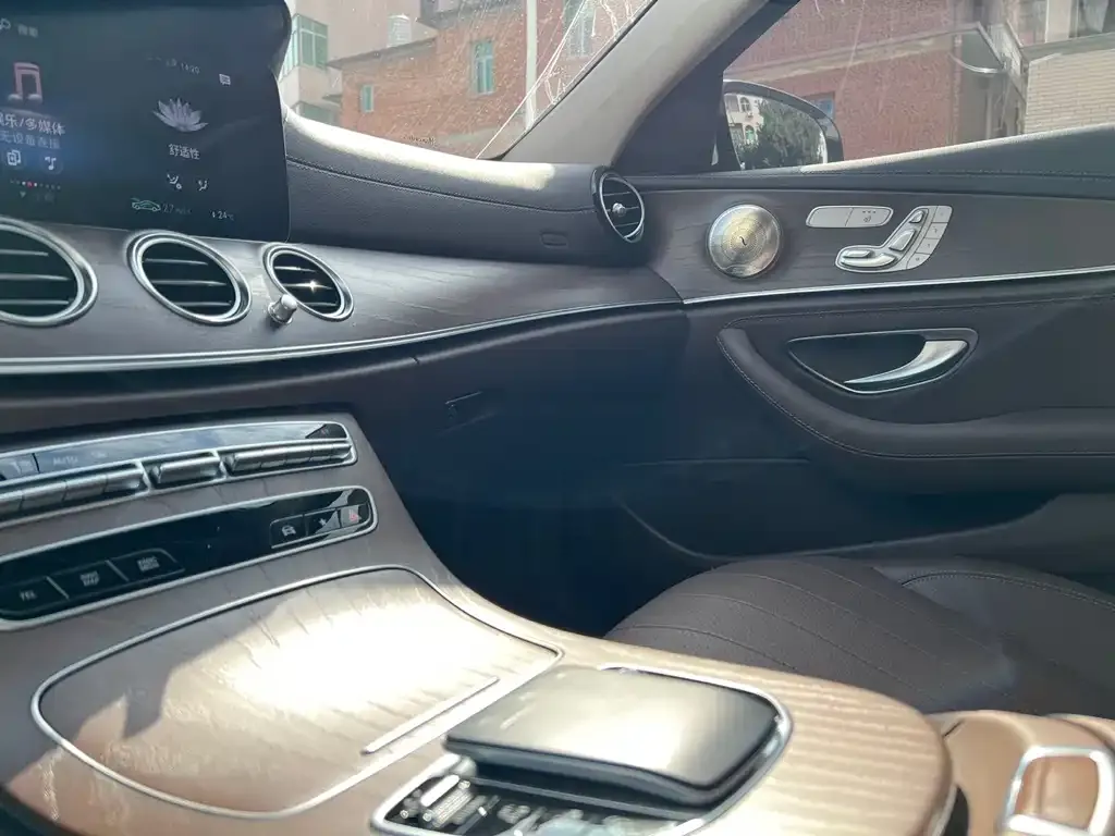 Mercedes-Benz E-Class 2021 из CN, фото 3