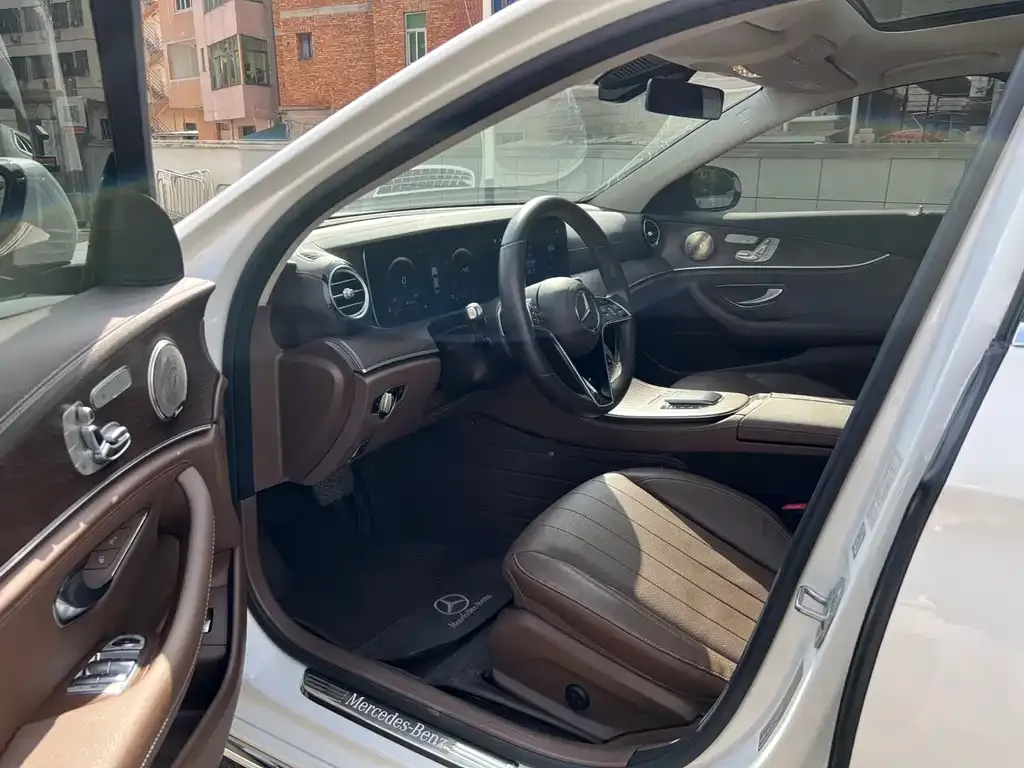 Mercedes-Benz E-Class 2021 из CN, фото 5