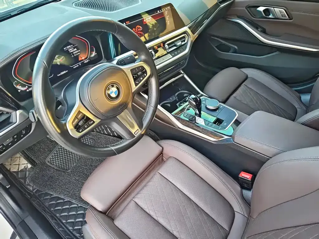 BMW 3 Series 2022 из CN, фото 10