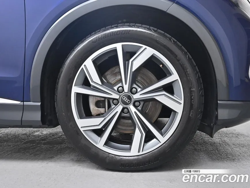 Audi Q4 e-tron 2023 из KR, фото 2