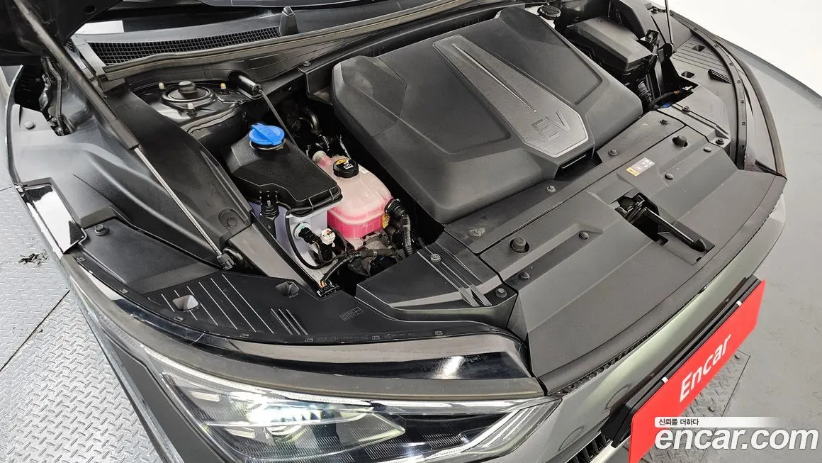 Kia EV6 2022 из KR, фото 10