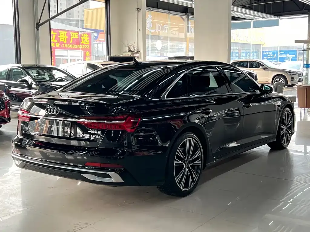 Audi A6L — фото 5