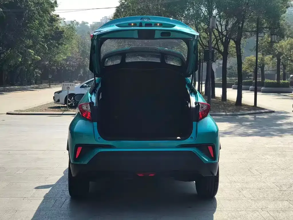 Toyota C-HR 2021 из CN, фото 3