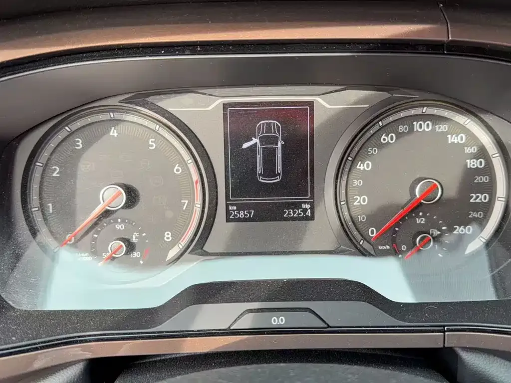 Volkswagen Tharu 2022 из CN, фото 10