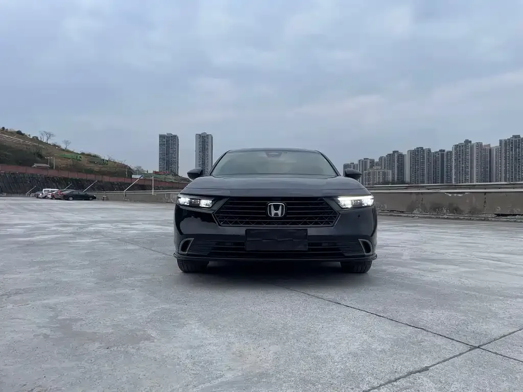 Honda Accord — фото 6