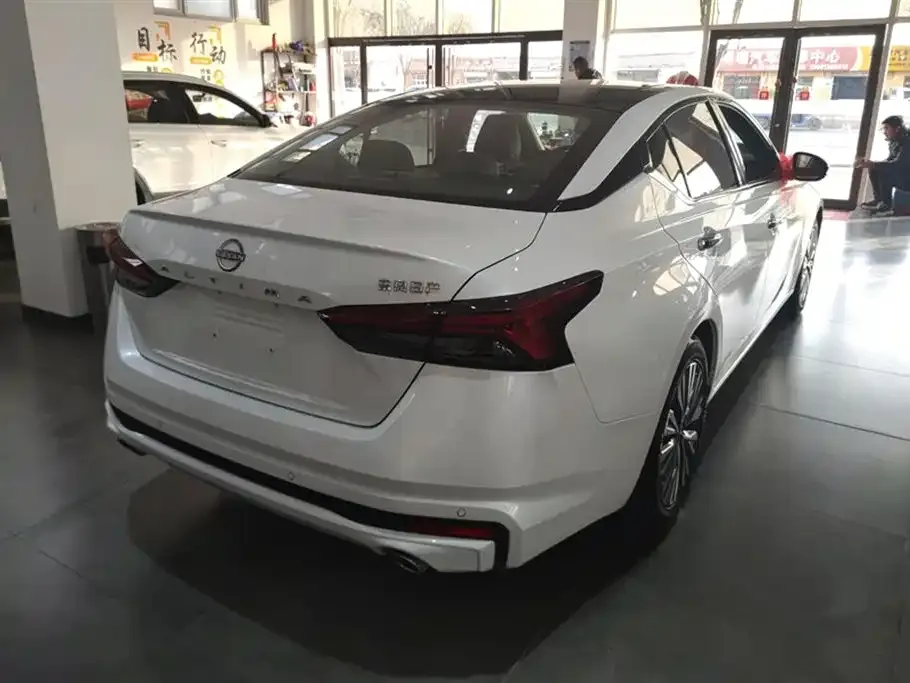 Nissan Teana 2023 из CN, фото 3