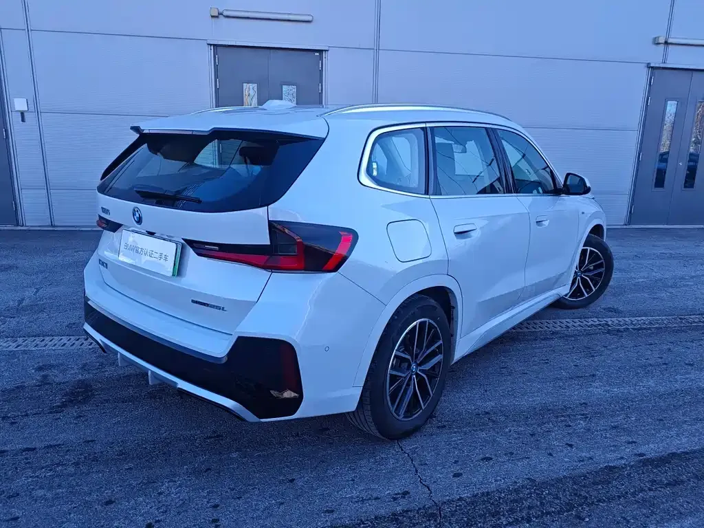 BMW iX1 2025 из CN, фото 6