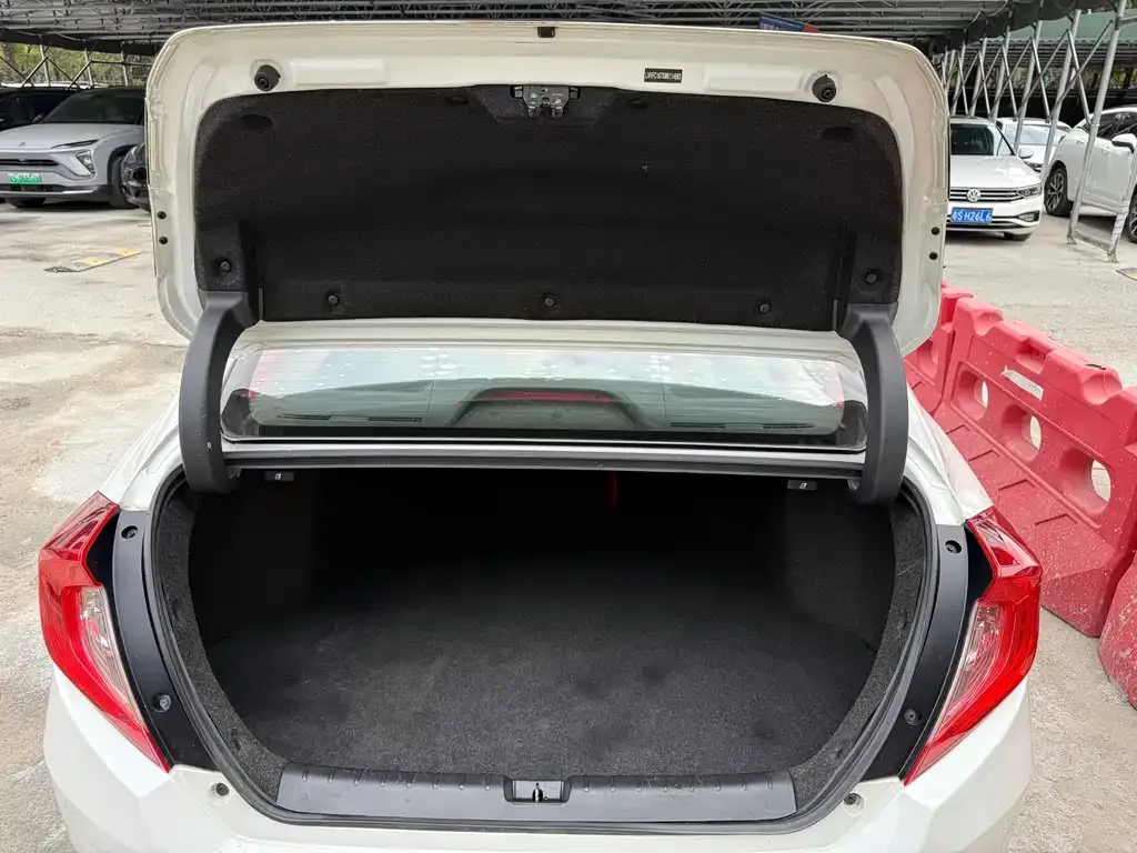 Honda Civic 2021 из CN, фото 6