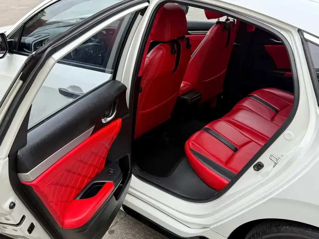 Honda Civic 2021 из CN, фото 3