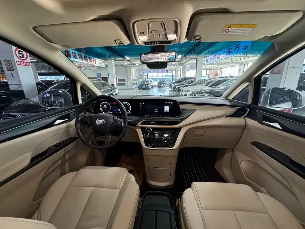 Buick GL8 2022 из CN, фото 3