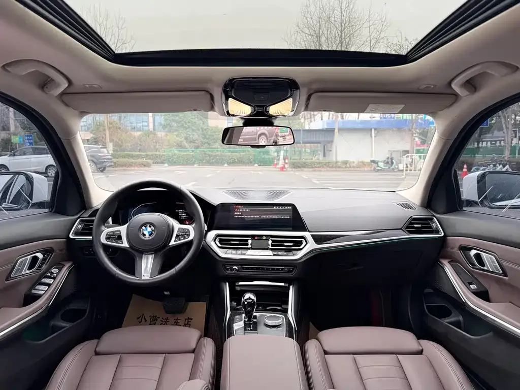 BMW 3 Series 2021 из CN, фото 2