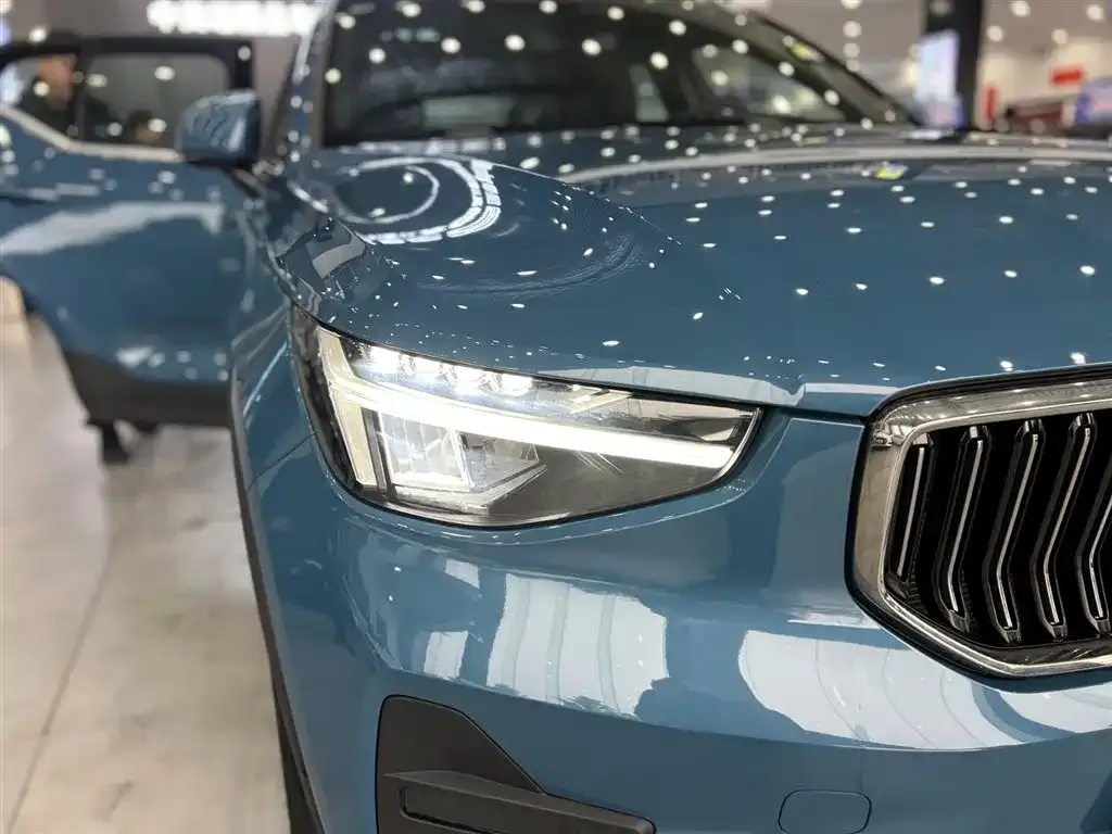 Volvo XC40 2025 из CN, фото 8