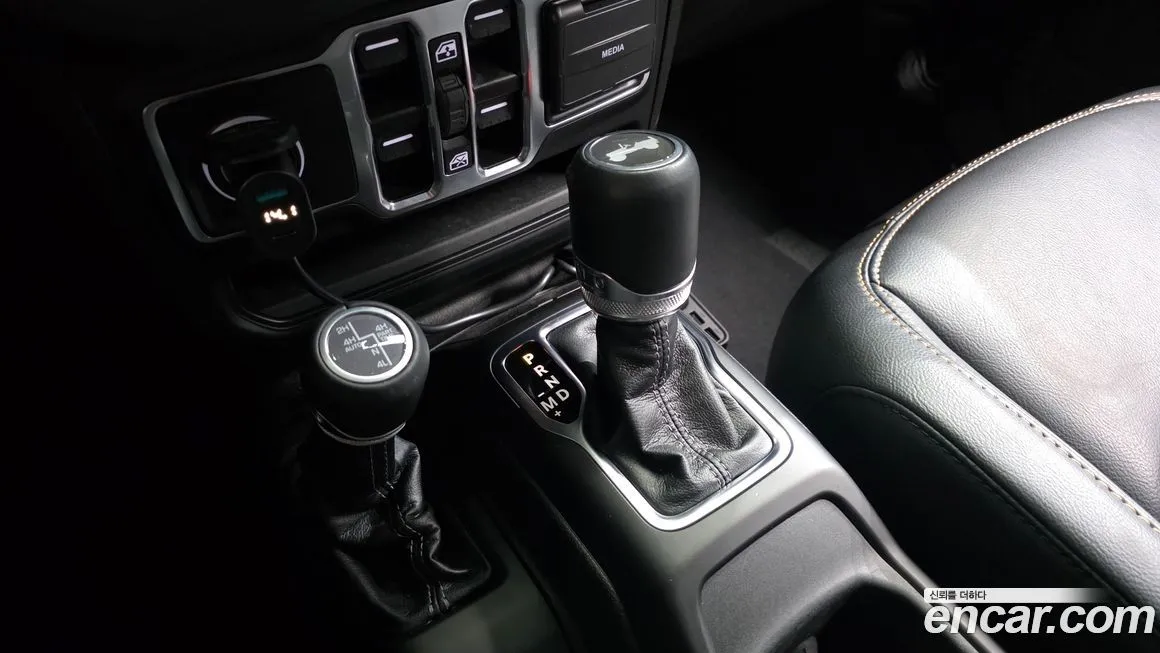 Jeep Wrangler 2024 из KR, фото 9
