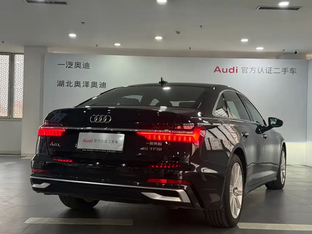 Audi A6L 2024 из CN, фото 4