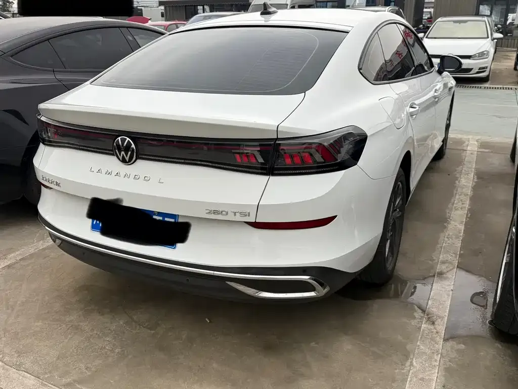 Volkswagen Lamando 2024 из CN, фото 6