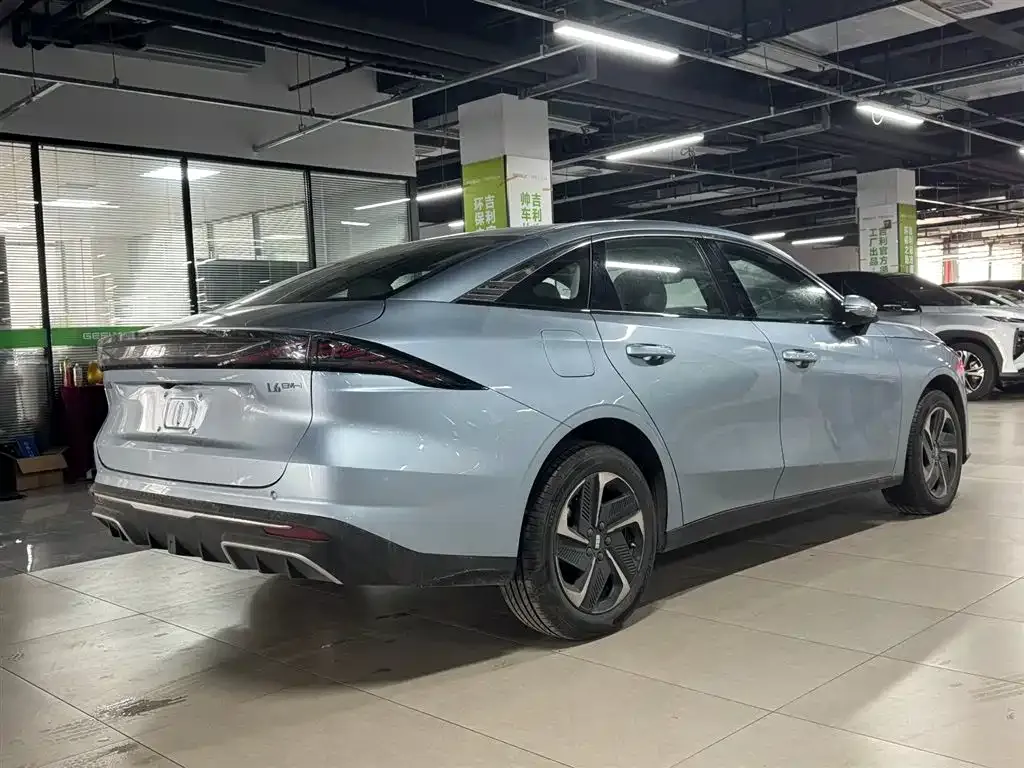Geely Galaxy L6 2025 из CN, фото 5