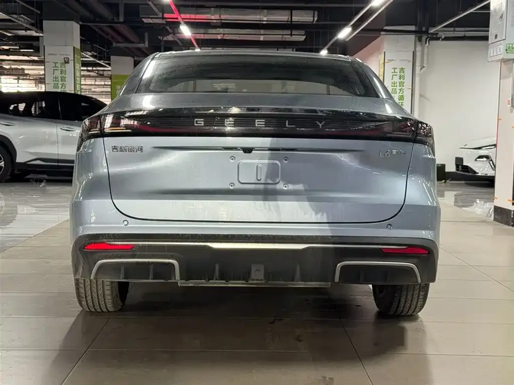 Geely Galaxy L6 2025 из CN, фото 2