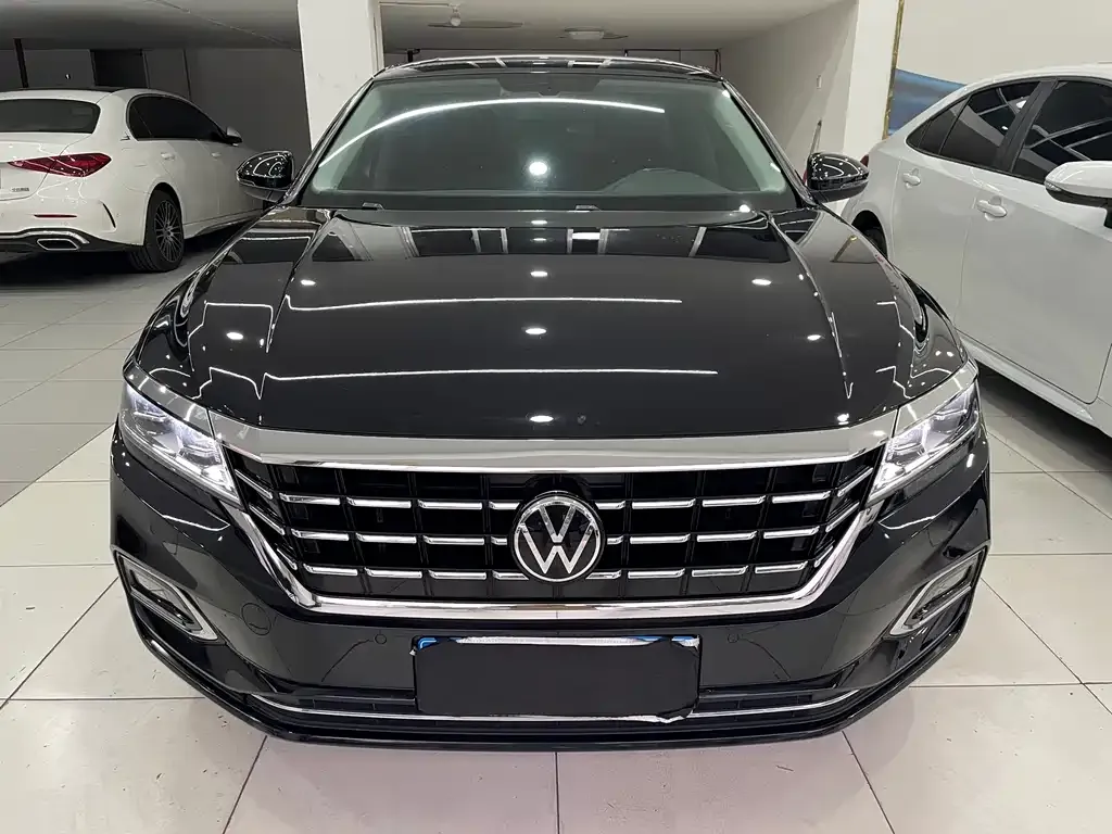 Volkswagen Passat — фото 2
