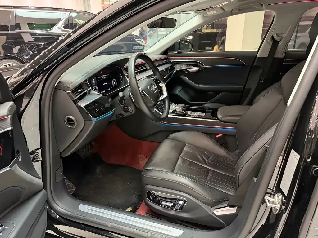 Audi A8 2024 из CN, фото 8