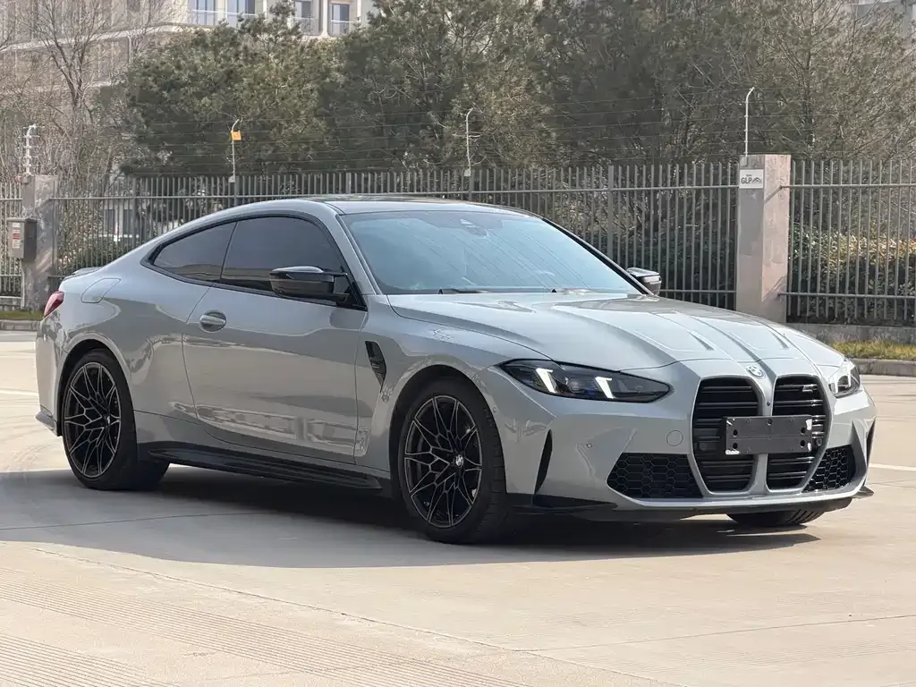 BMW M4 — фото 10