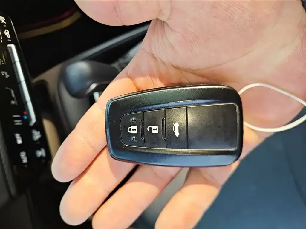 Toyota Corolla 2022 из CN, фото 3