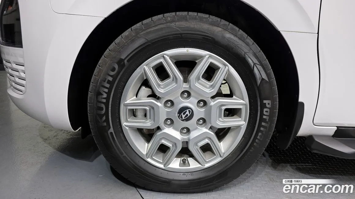 Hyundai Staria — фото 10