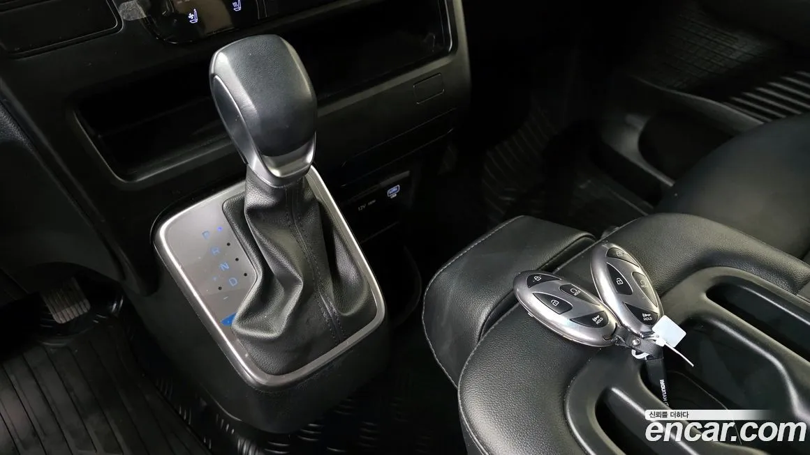Hyundai Staria — фото 3