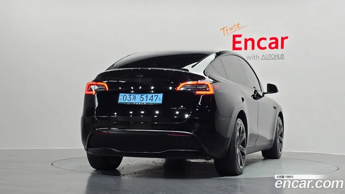 Tesla Model Y — фото 7