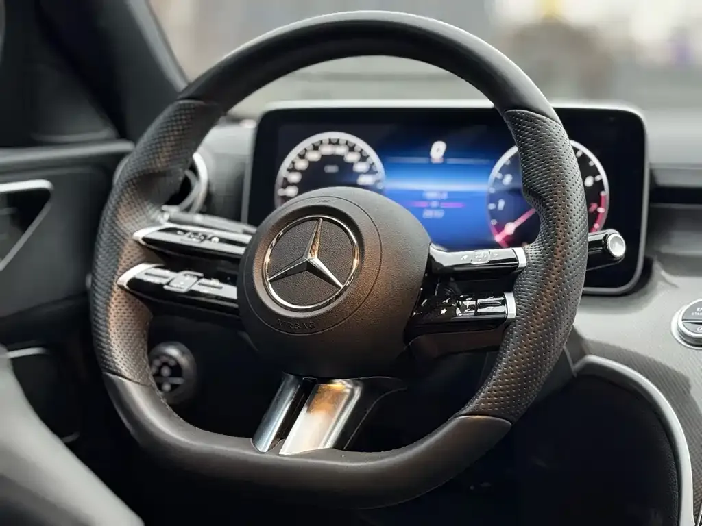 Mercedes-Benz C-Class — фото 9