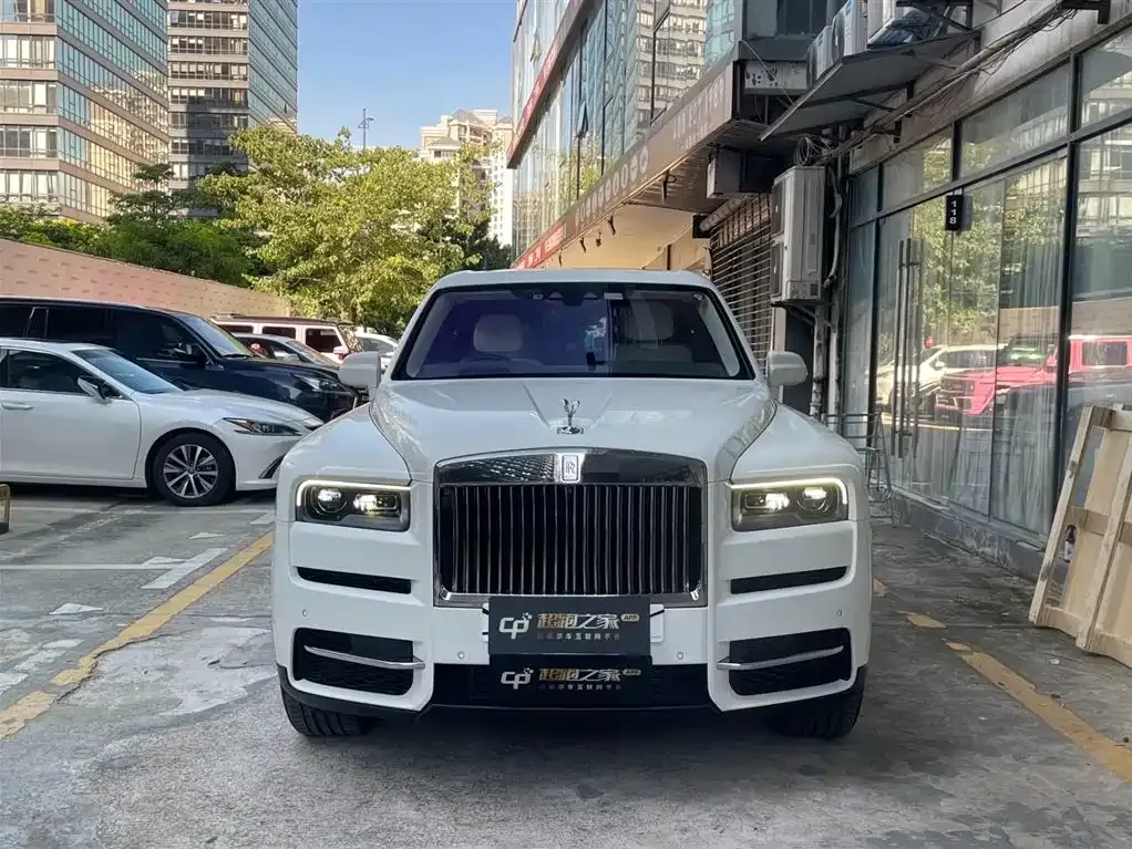 Rolls-Royce Cullinan 2025 из CN, фото 7