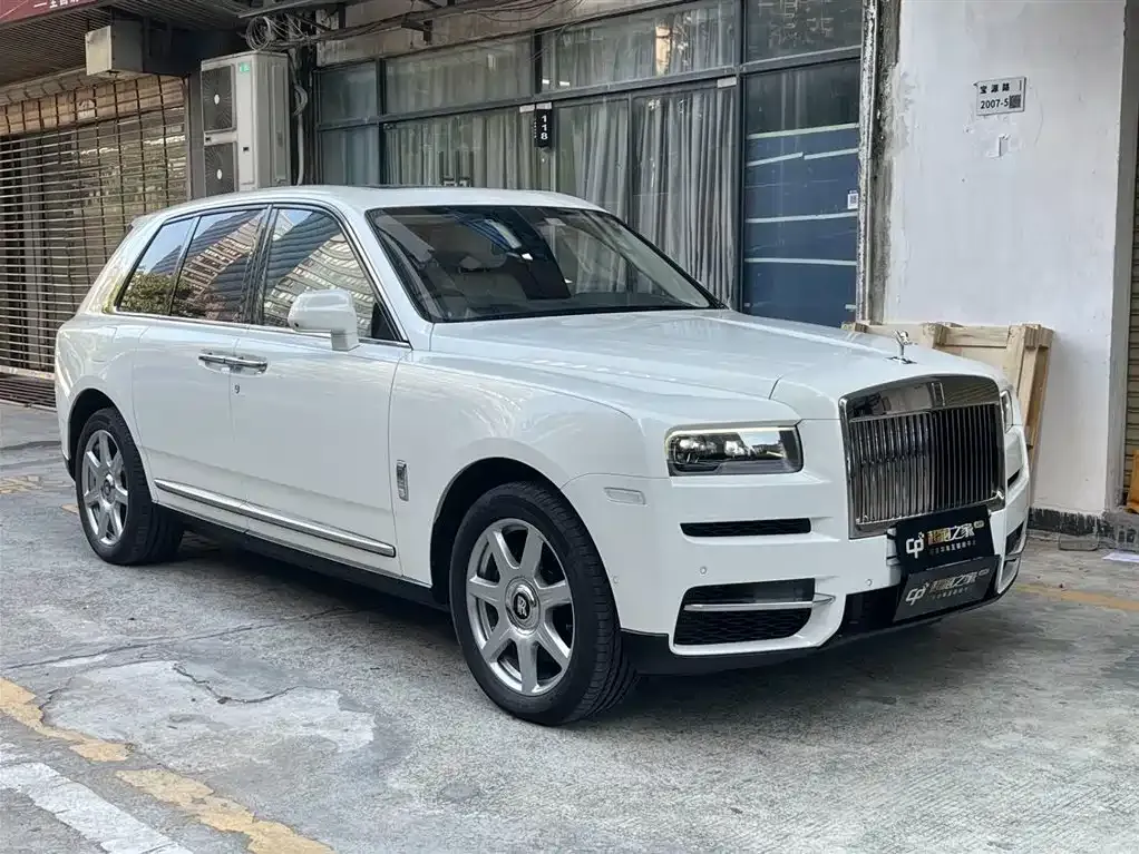 Rolls-Royce Cullinan 2025 из CN, фото 4
