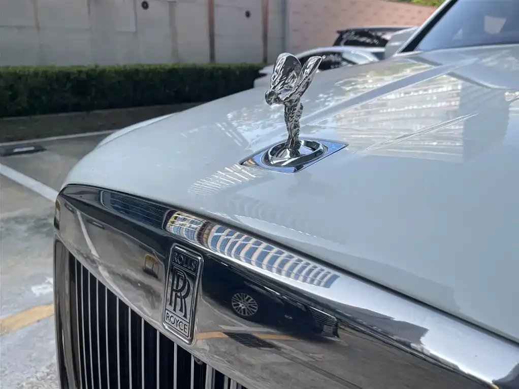 Rolls-Royce Cullinan 2025 из CN, фото 3