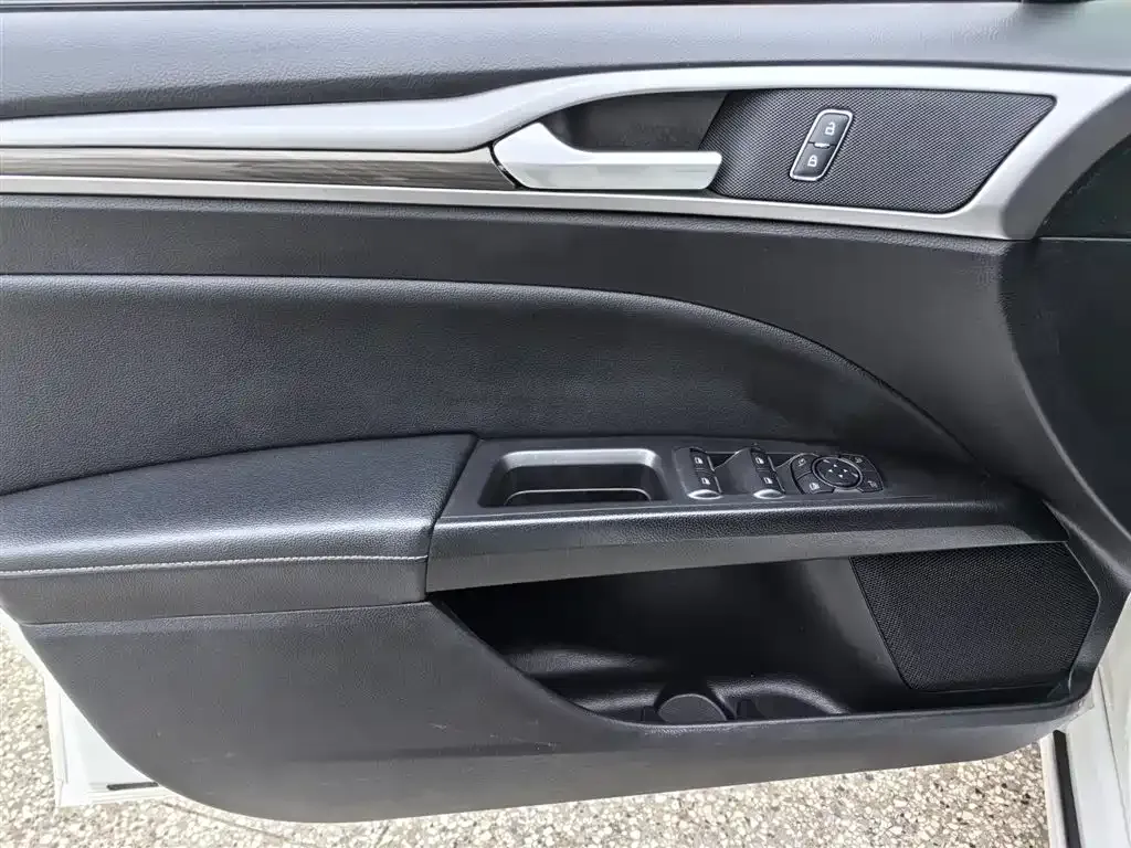 Ford Mondeo 2021 из CN, фото 4