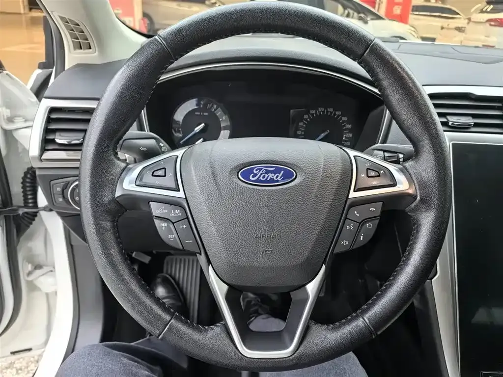 Ford Mondeo 2021 из CN, фото 10