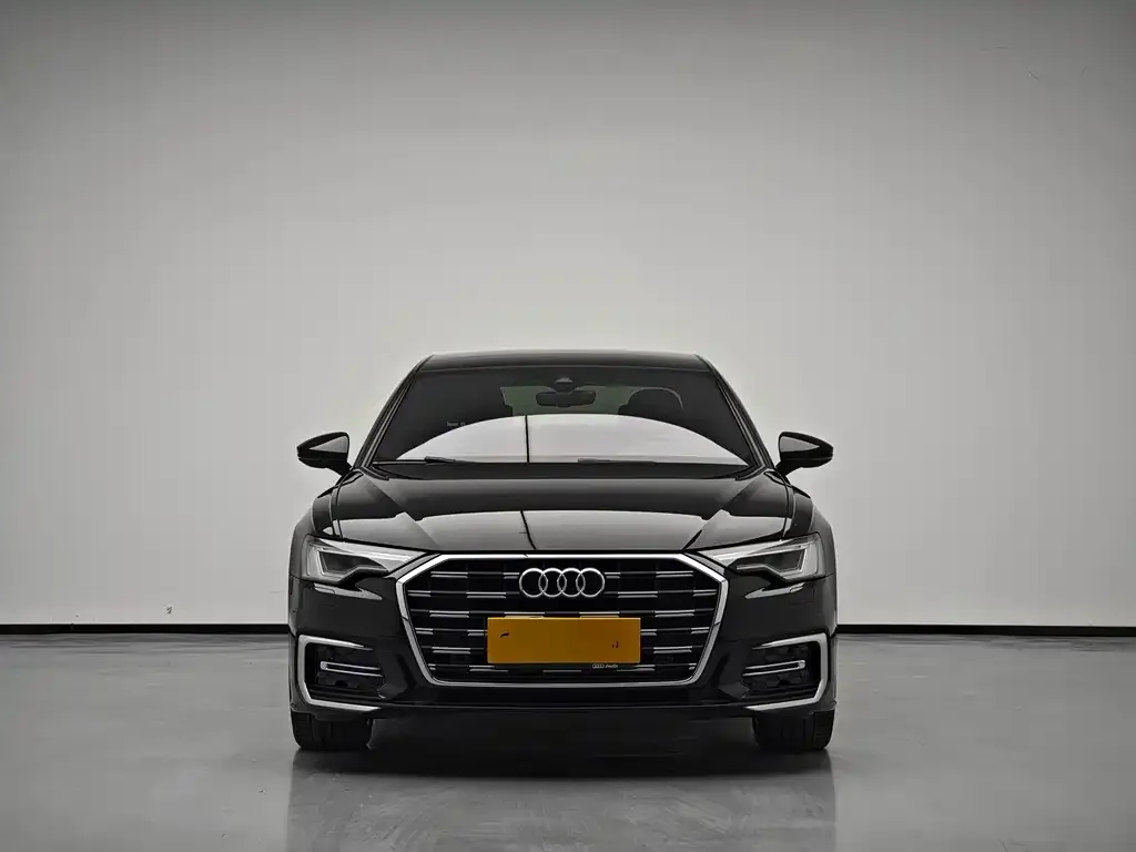 Audi A6L 2023 из CN, фото 2