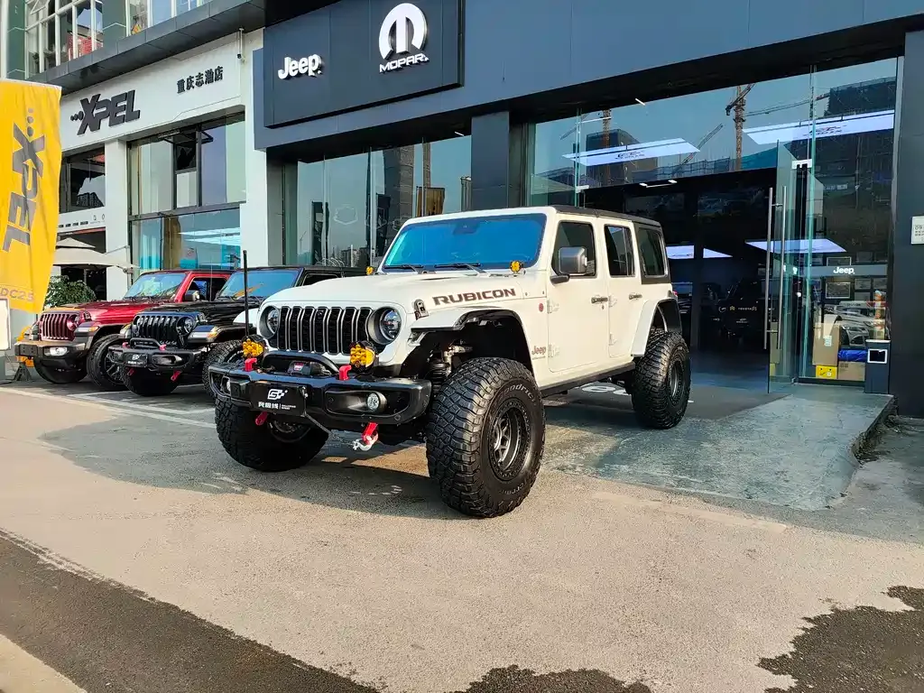 Jeep Wrangler 2023 из CN, фото 1