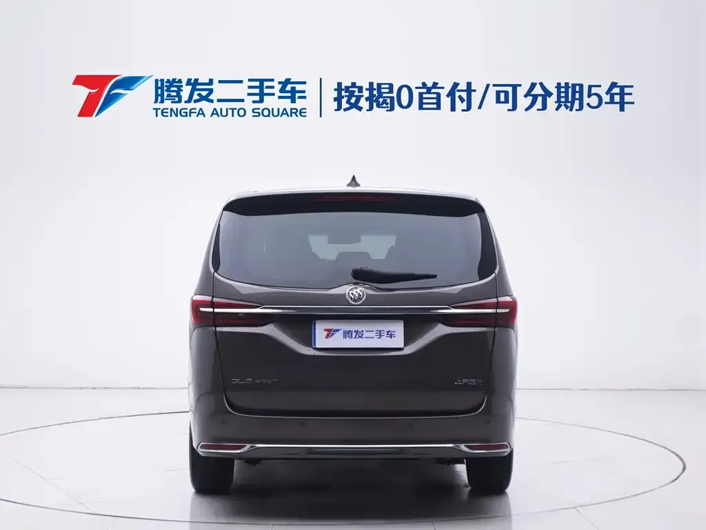 Buick GL8 2022 из CN, фото 2