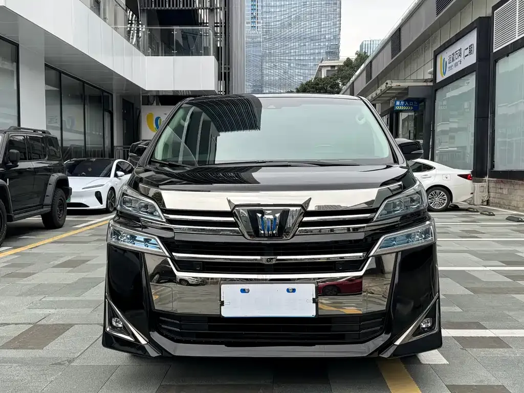 Toyota Vellfire 2022 из CN, фото 3