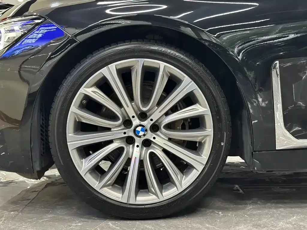 BMW 7 Series 2022 из CN, фото 6