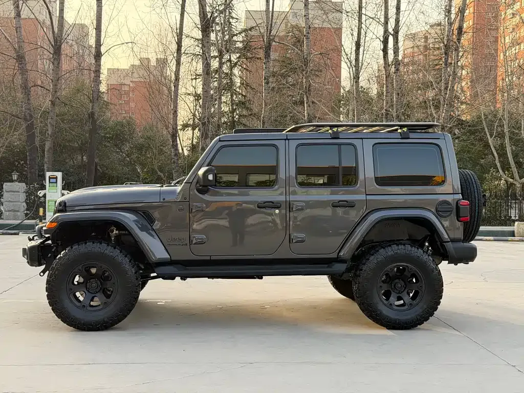 Jeep Wrangler 2021 из CN, фото 10