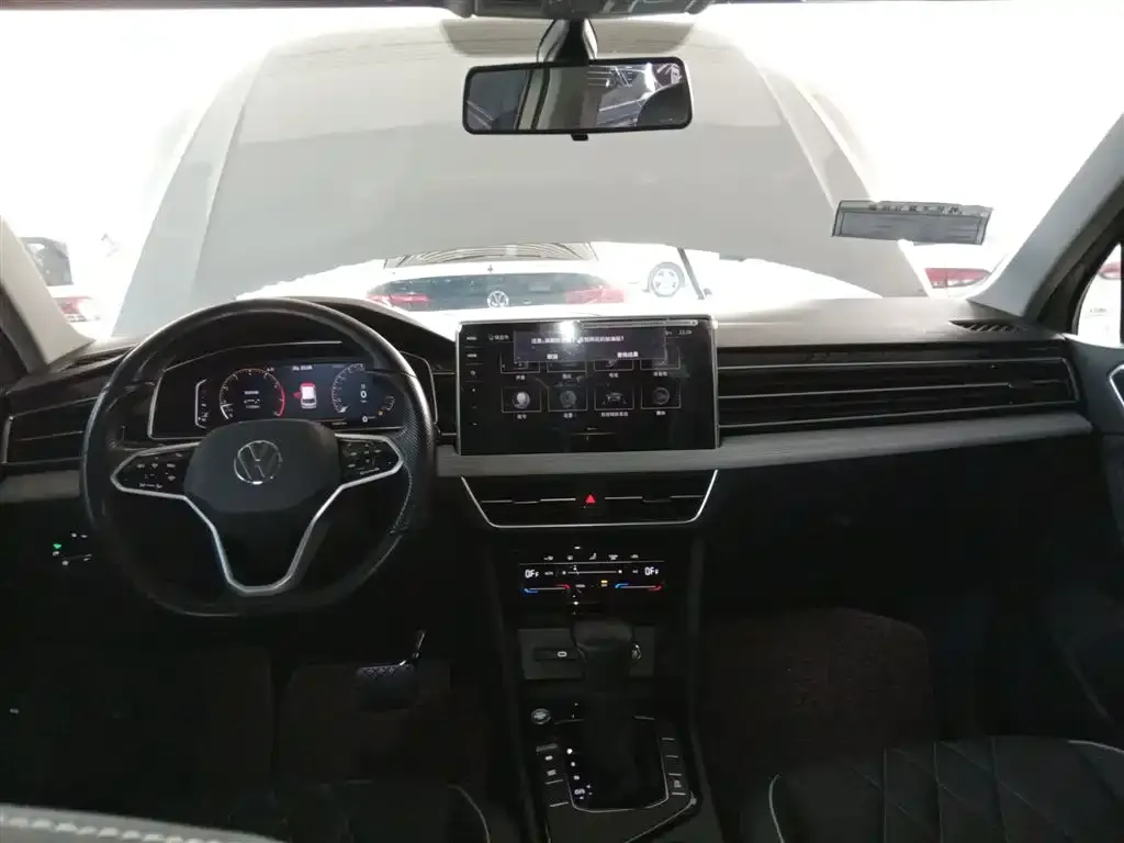 Volkswagen Tiguan L 2021 из CN, фото 3