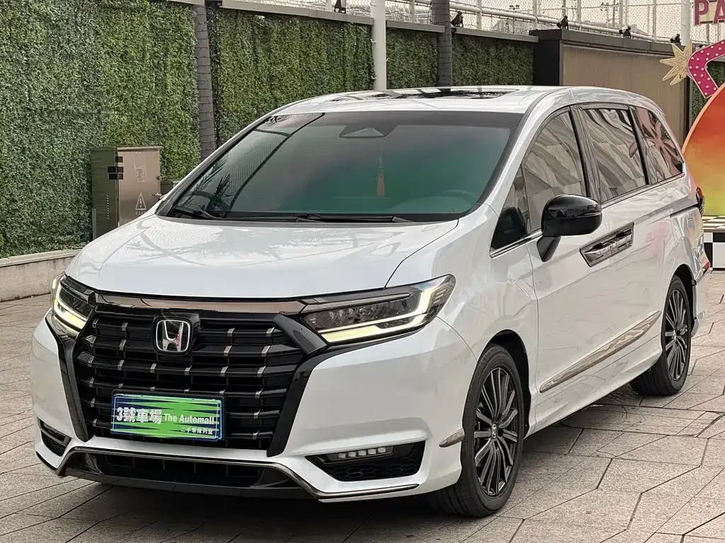 Honda Elysion 2024 из CN, фото 1