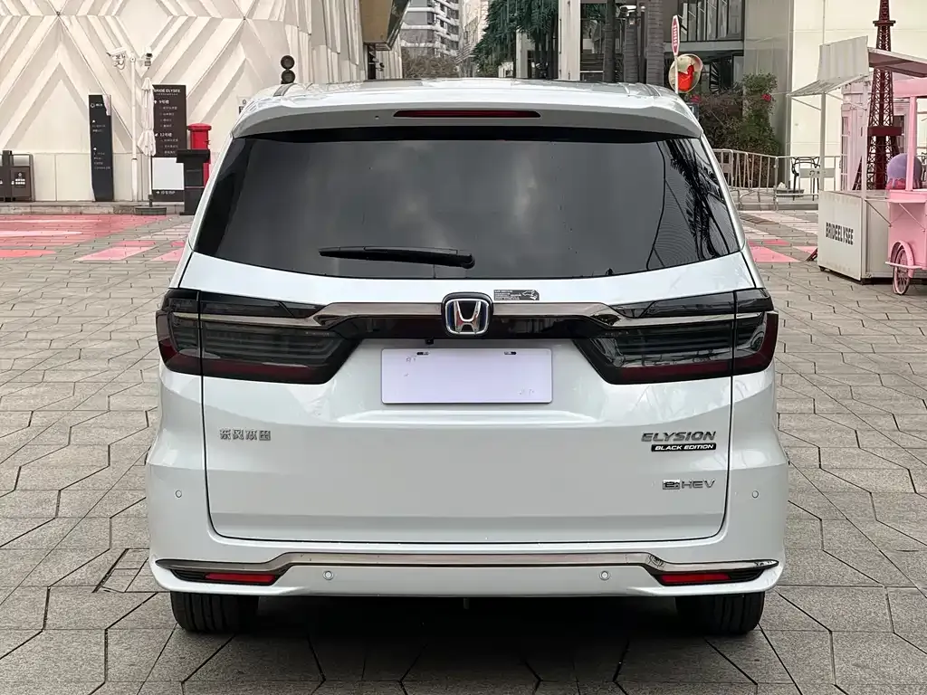 Honda Elysion 2024 из CN, фото 8