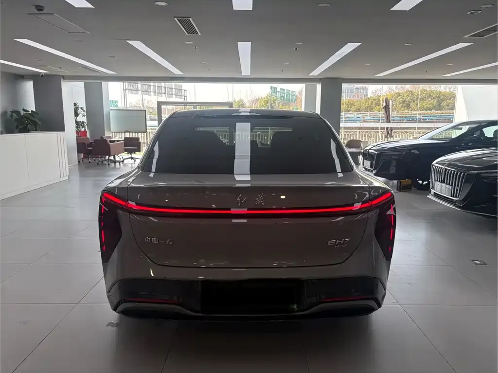 Hongqi EH7 — фото 4