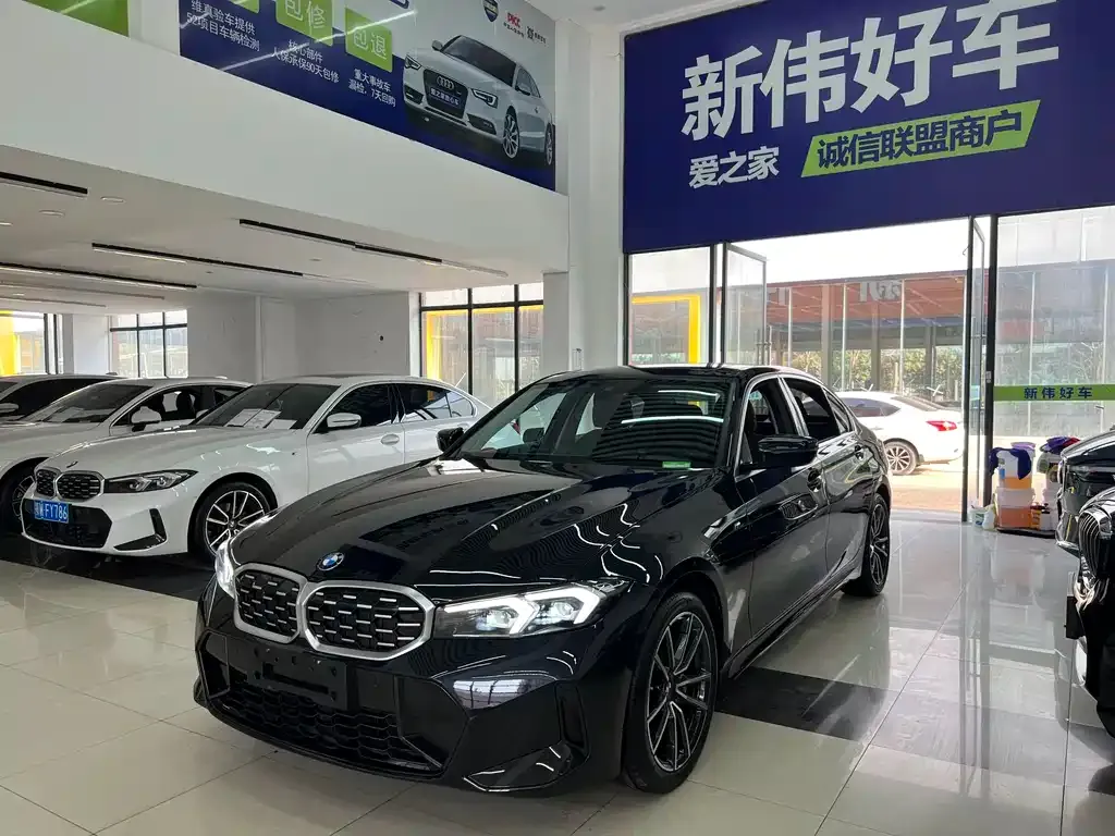 BMW 3 Series 2023 из CN, фото 1