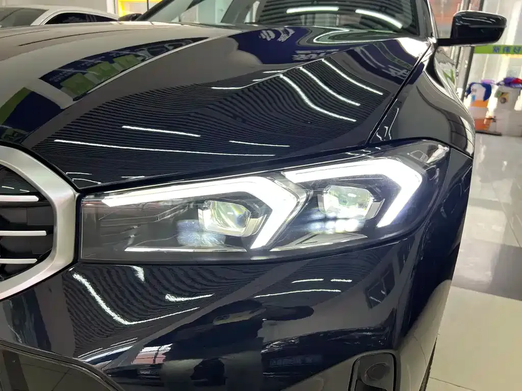 BMW 3 Series 2023 из CN, фото 7